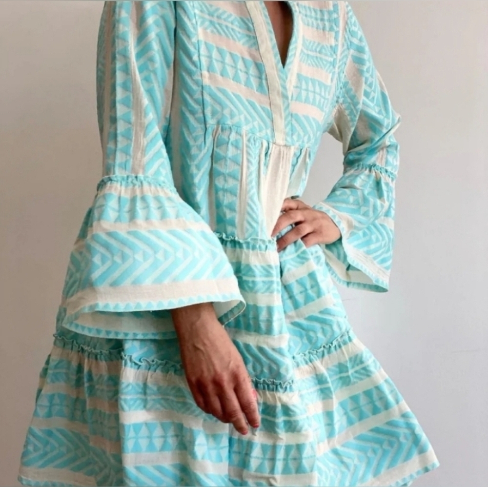 Devotion TWINS Aqua and White Geometric Dress - Picture 3 of 8